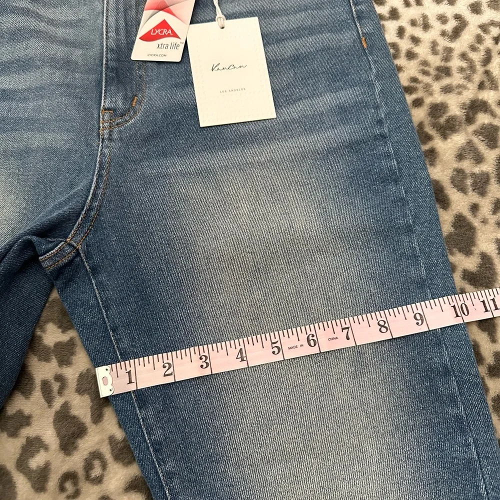KanCan High Waisted Denim Jeans in Medium Stone Wash Size 30 Women’s